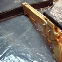 Pistolet arbalète fait de 3 épaisseurs de contre plaqué