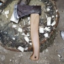 Manche de hachette aux outils à main