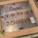 essai des lettres avant collage sur le styroglass