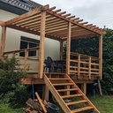 Terrasse suspendue et pergola