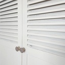 Portes de placard de type persienne