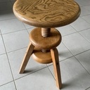 Rénovation de 2 tabourets bois avec vis