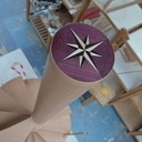 Escalier elicoidale avec main courante en lamellé collée