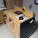 Petit meuble pour défonceuse sous table