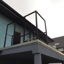 Brise vue terrasse avec jardinières intégrées