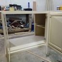 Le côté qui reçoit l'évier