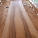 Table noyer et resine