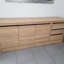 Buffet en chêne massif et valchromat noir