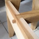 Tabouret haut, aux outils à main "unplugged"