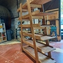 Meuble étagère/présentoir. Hévéa.