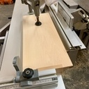 Placard en frêne, portes persiennes.