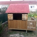 Cabane d'enfant sur pilotis