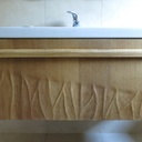 Petit meuble de salle de bains