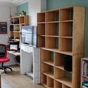 Bibliothèque avec coin bureau