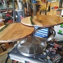 Table basse plateau pivotant