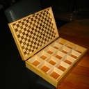 Boîte à tisanes façon boîte de jeux