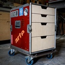 Servante & Bar (presque caché)