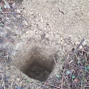 Et donc pour faire un plot béton il faut un trou...