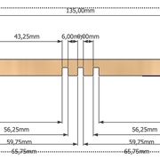 Traverse intérieure (Pièce jaune. C'est une encoche à mi-bois de plus que la pièce verte)