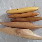 Orme, Orme (ciré), Chêne, Pêcher, If (de bas en haut)