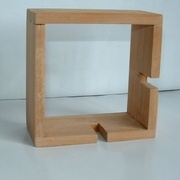 Module carré une entaille en merisier