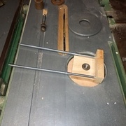 Montage centré sur l'arbre de la toupie