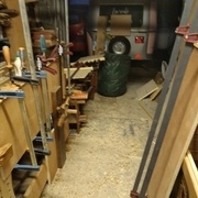 quand il fait nuit et qu'il n'y a plus de place pour bosser et que tout est en plein collage, ben t'arrètes ta journée !