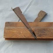 Bouvet à joindre en chêne vert, fût étroit