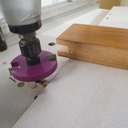 Fraisage en 2 passes par retournement pour centrer la rainure