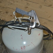 pistolet a colle contact