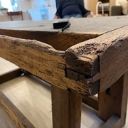 Arrière gauche, on voit que les mythes se sont régalées