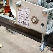 butée d'arrêt à l'avant du treuil