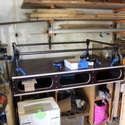 Et là, vous vous dites, m'enfin, la broche va toucher le rack à bois... pas faux, du coup, j'ai enlevé la barre du bas...