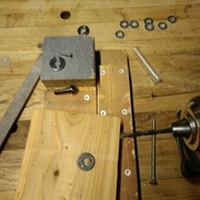 Fabrication des gaches pour les quatres volets du haut