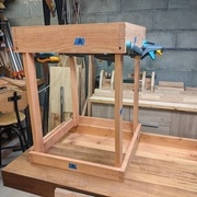 Avant l'assemblage des montants