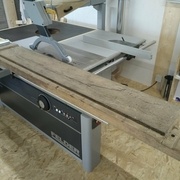 Délignage à la format après séance de nettoyage. Les 7,5CV de la machine n'étaient pas de trop.