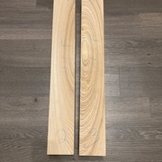 Aspect de deux des pieds « frêne Olivier »