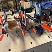 Comme toujours avec le collage, je suis à peu près sûr de ne pas avoir choisi la formule optimale!