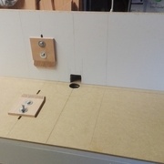 le guide et deux presses