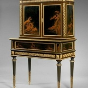 Bonheur du jour à décor laqué de paysages chinois. Style Louis XVI http://www.alaintruong.com