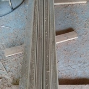 coupe à la scie circulaire dans la longeur