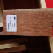 Hop, identifié = étiquette