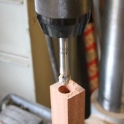 perçage du logement pour ressort et embout presseur dans le levier