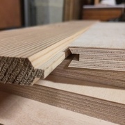 Pour le premier projets, les chants seront en douglas sur du contreplaqué/multiplex bouleau.