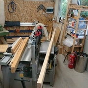 Rabotage des montants (en diagonal pour que ça passe)