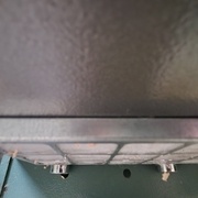 L'ouverture du dessous avec son filtre