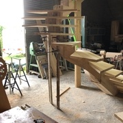 limon et marches dans l'atelier