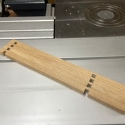 1er évidage à mi-bois faits sur les 4 montants