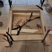 Collage du deuxième tréteau.