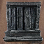 (fig 2) Mobilier carbonisé qui a déjà toutes les caractéristiques petit cadre que l'on connait ! (fouilles archéologique Pompei 79 av J-C )